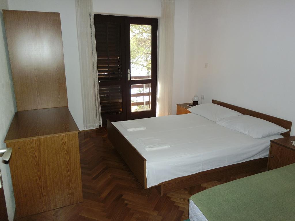 Apartments Kreso 5 Meters From The Beach With See View Shadow And Parking Place Stara Novalja Szoba fotó