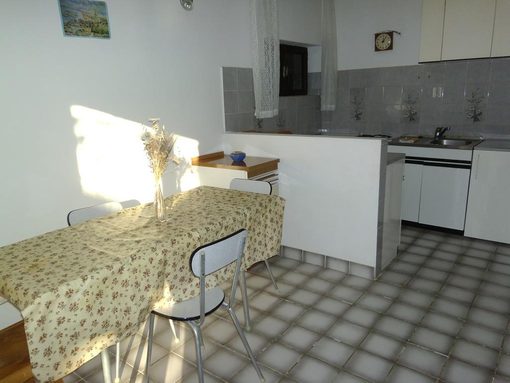 Apartments Kreso 5 Meters From The Beach With See View Shadow And Parking Place Stara Novalja Szoba fotó